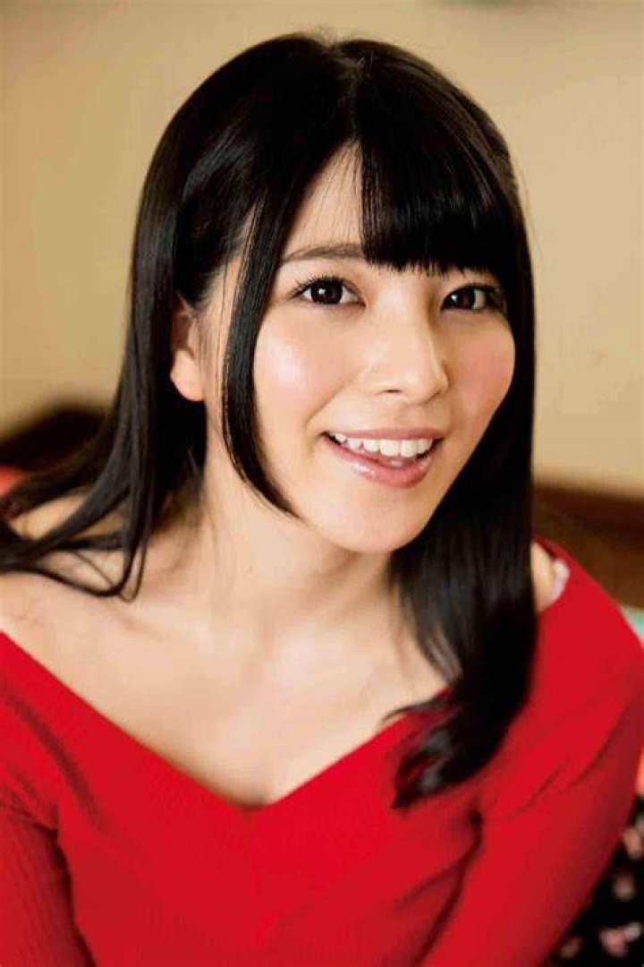 上原ゆあ：デビューから現在まで、その魅力と活動を徹底解説